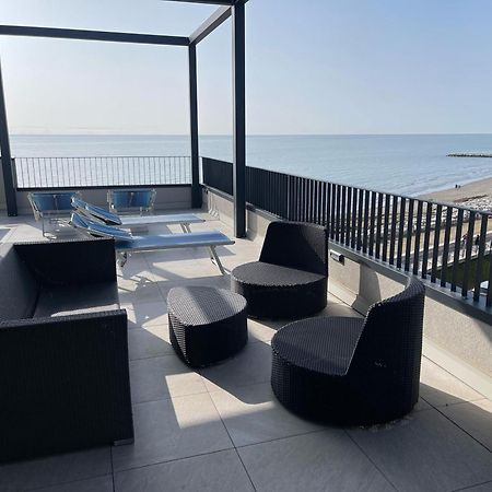 Nuovo Residence Serenissima Frontemare - Agenzia Cocal Caorle Esterno foto