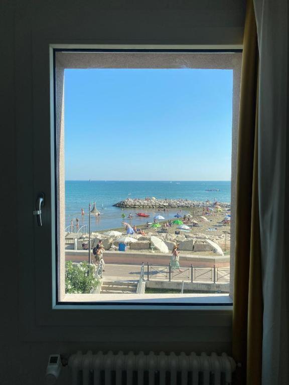 Nuovo Residence Serenissima Frontemare - Agenzia Cocal Caorle Esterno foto
