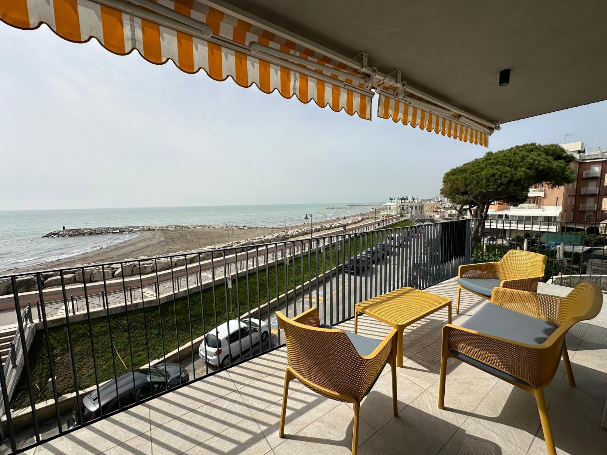 Nuovo Residence Serenissima Frontemare - Agenzia Cocal Caorle Esterno foto